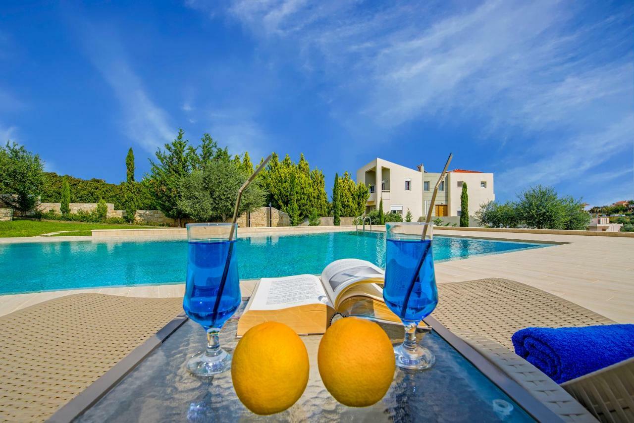 Stalós Casa Leone Suites מראה חיצוני תמונה