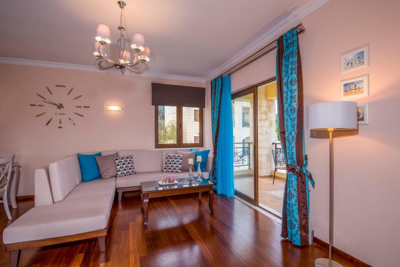 Stalós Casa Leone Suites מראה חיצוני תמונה